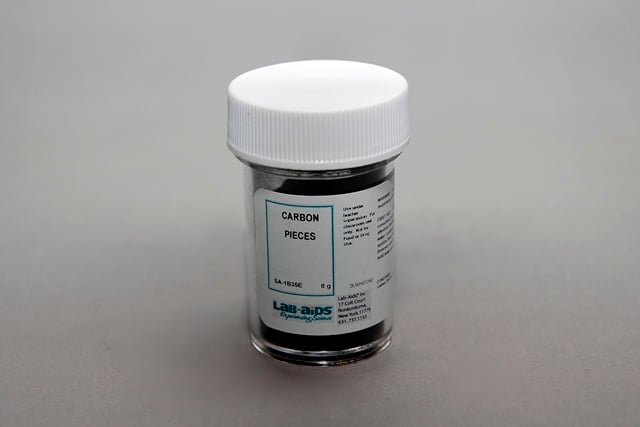 Carbon Pieces, Vial