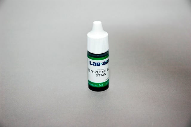 Methylene Blue Stain - 7 mL, drop control btl