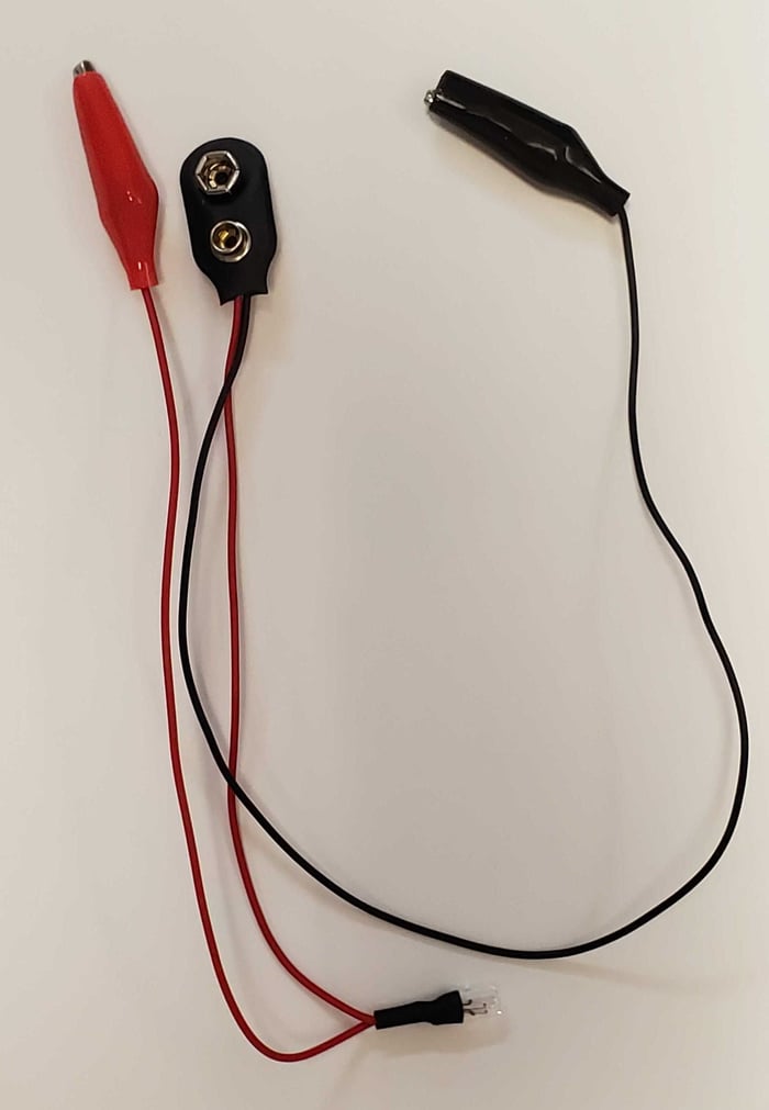 Wire Harness for 9V Battery with Light Bulb and Alligator Clips (Conductivity Tester)